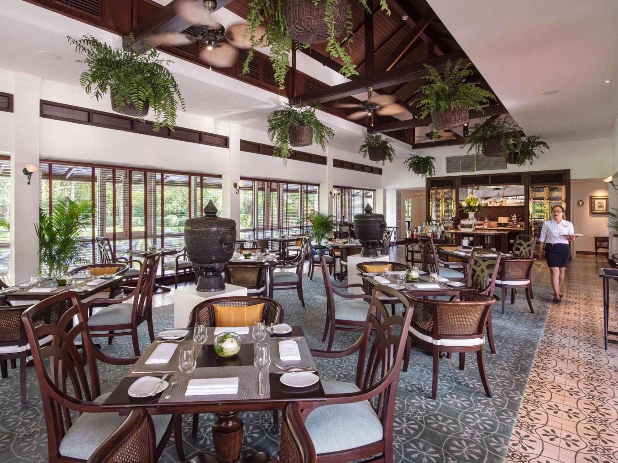 Sofitel Angkor Phokeethra Golf & Spa Resort Siem Reap Exterior photo