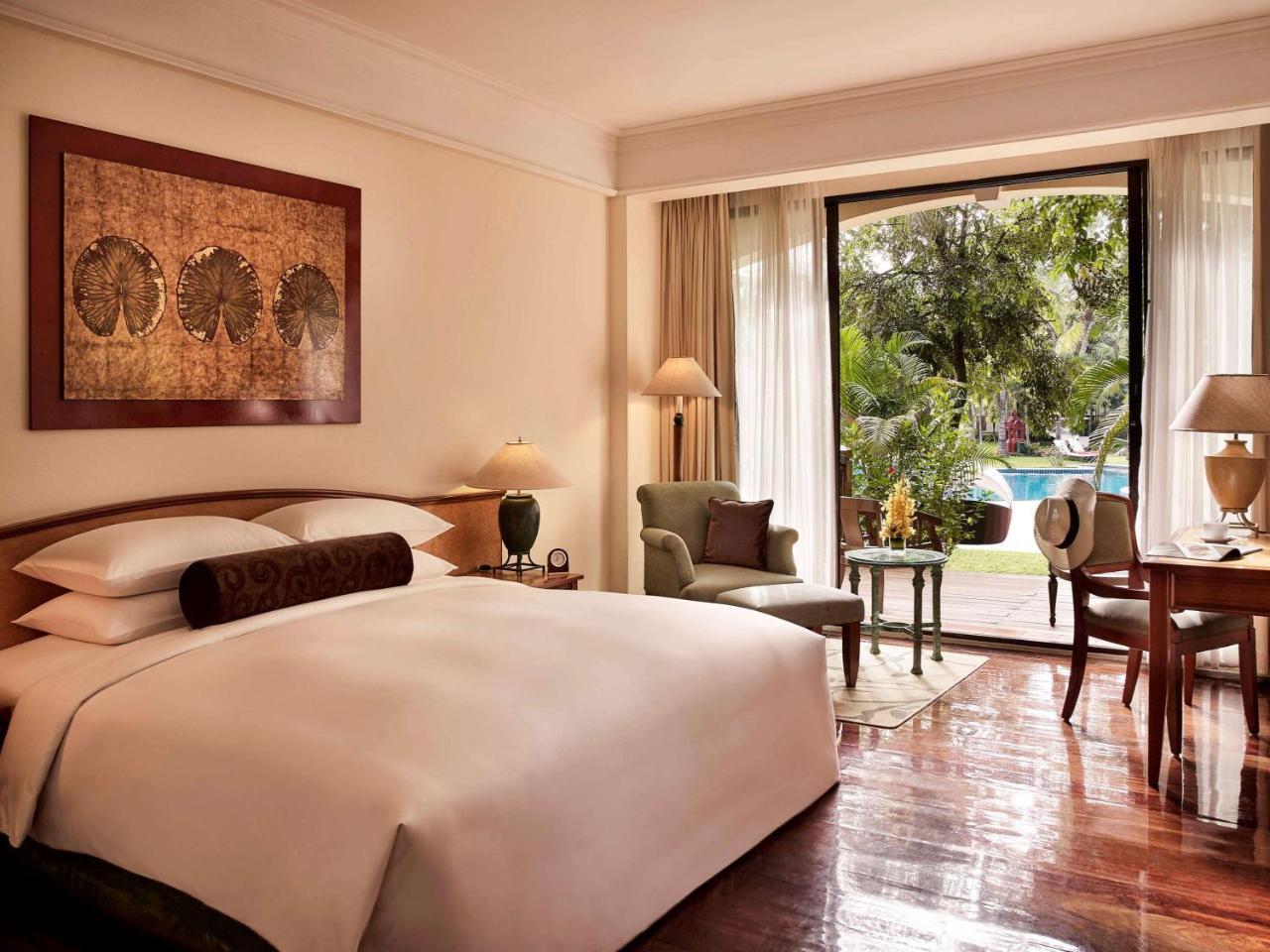 Sofitel Angkor Phokeethra Golf & Spa Resort Siem Reap Exterior photo